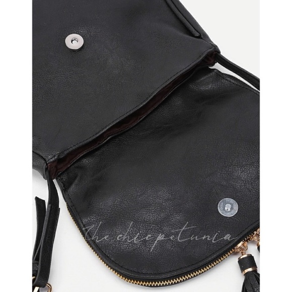 💓 Black Vegan Leather Crossbody Bag - Picture 6 of 8